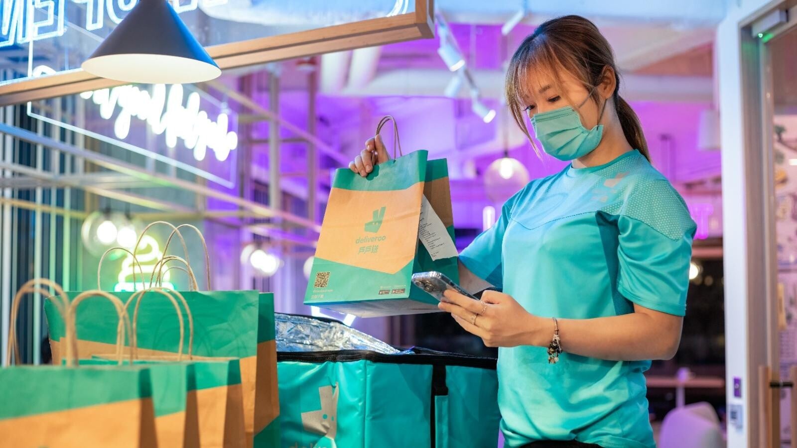 關注婦女丨Deliveroo戶戶送夥關注弱勢社群女性團體合作 為有意成為外送專員作優先申請